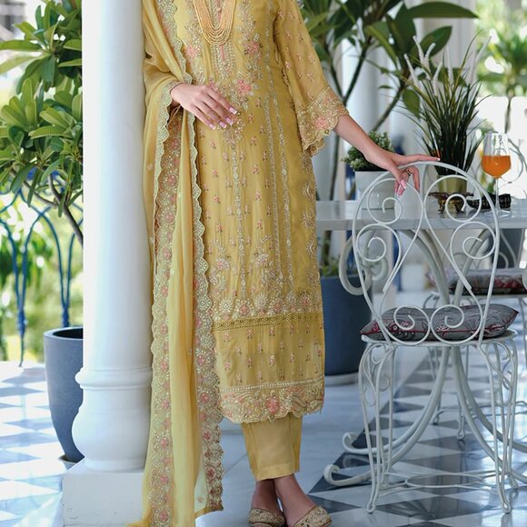Pakistani Wedding Elegant Soft Organza Embroidered With Fancy Work Pant Suit - Picture 1 of 4
